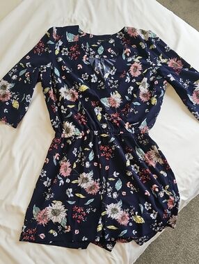 Reitmans Navy Blue Floral Romper